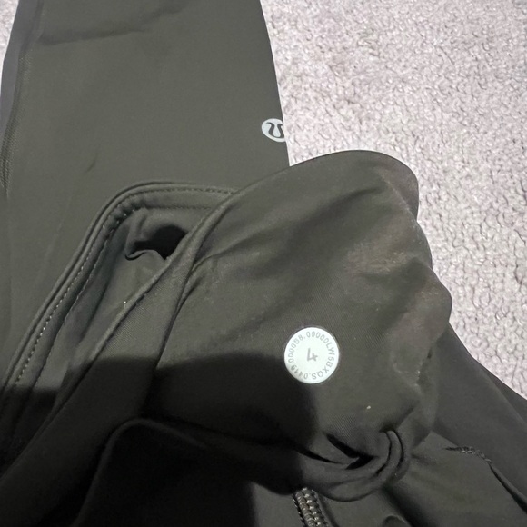 Lululemon Fast and Free High Rise Tight 25” - Picture 2 of 2